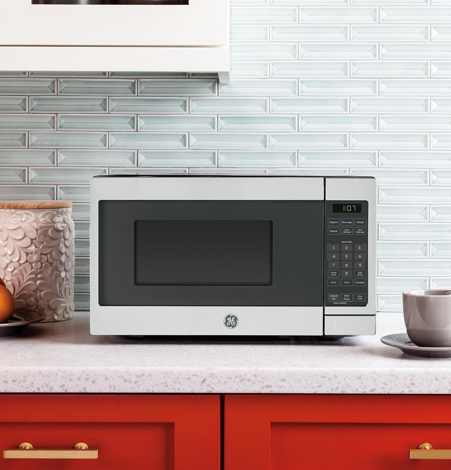 ge-countertop-microwave-700-watt-0-7-cu-ft-stainless-steel-gcst07n1wss-4-convenience-cook-settings-one-touch-controls-child-lock-technology-glass-turntable-for-kitchen-dorm-office-apartment