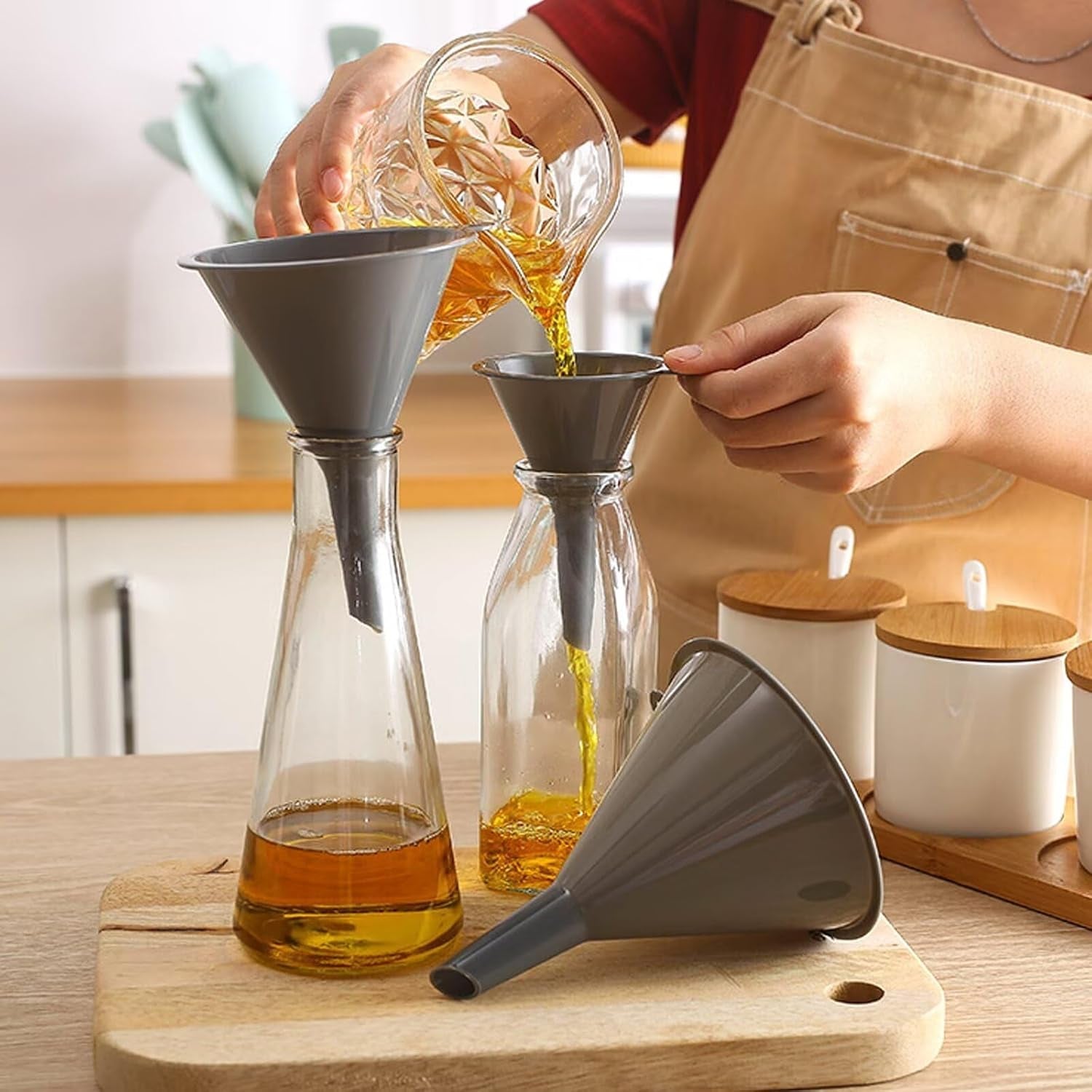 plastic-kitchen-funnel-set-of-3-round-kitchen-funnels-for-filling-bottles-durable-and-multifunctional-funnels-for-filling-canning-cooking-lab-or-car-oil-gray