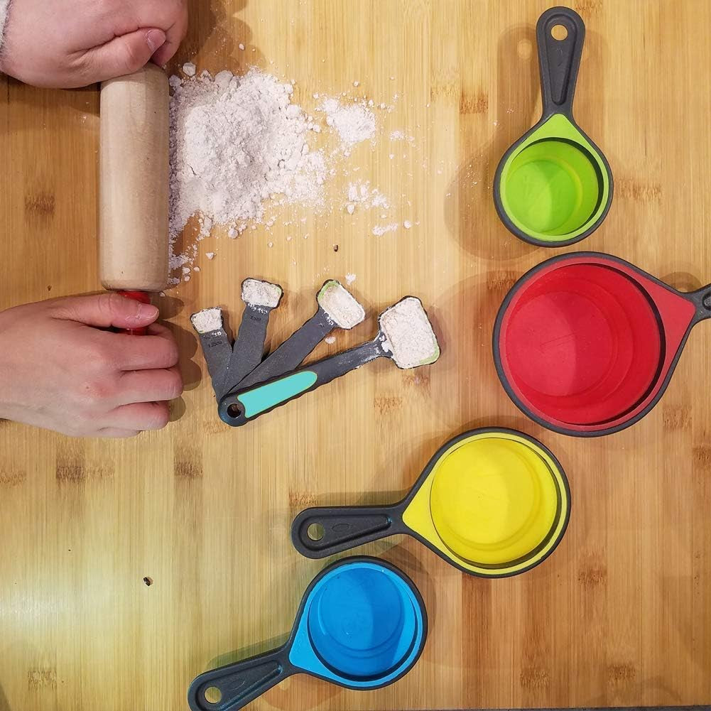 collapsible-measuring-cups-and-spoons-portable-measuring-cup-food-grade-silicone-for-liquid-dry-measuring-8-piece-kitchen-measuring-tool