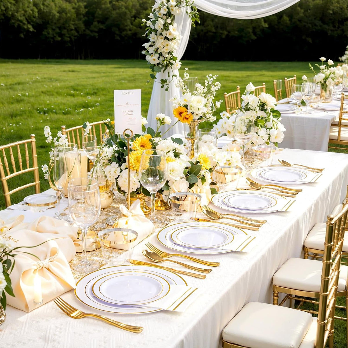 350pcs-white-and-gold-plastic-plates-dinnerware-set-for-wedding