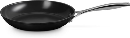 Le Creuset Essential Non-Stick Ceramic Shallow Frying Pan, 10"2