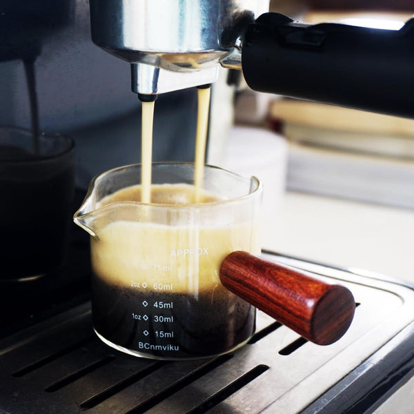 2 PCS Double Spouts Measuring Triple Pitcher Milk Cup with Wood Handle 75ML Espresso Shot Glasses Parts Clear Glass by2