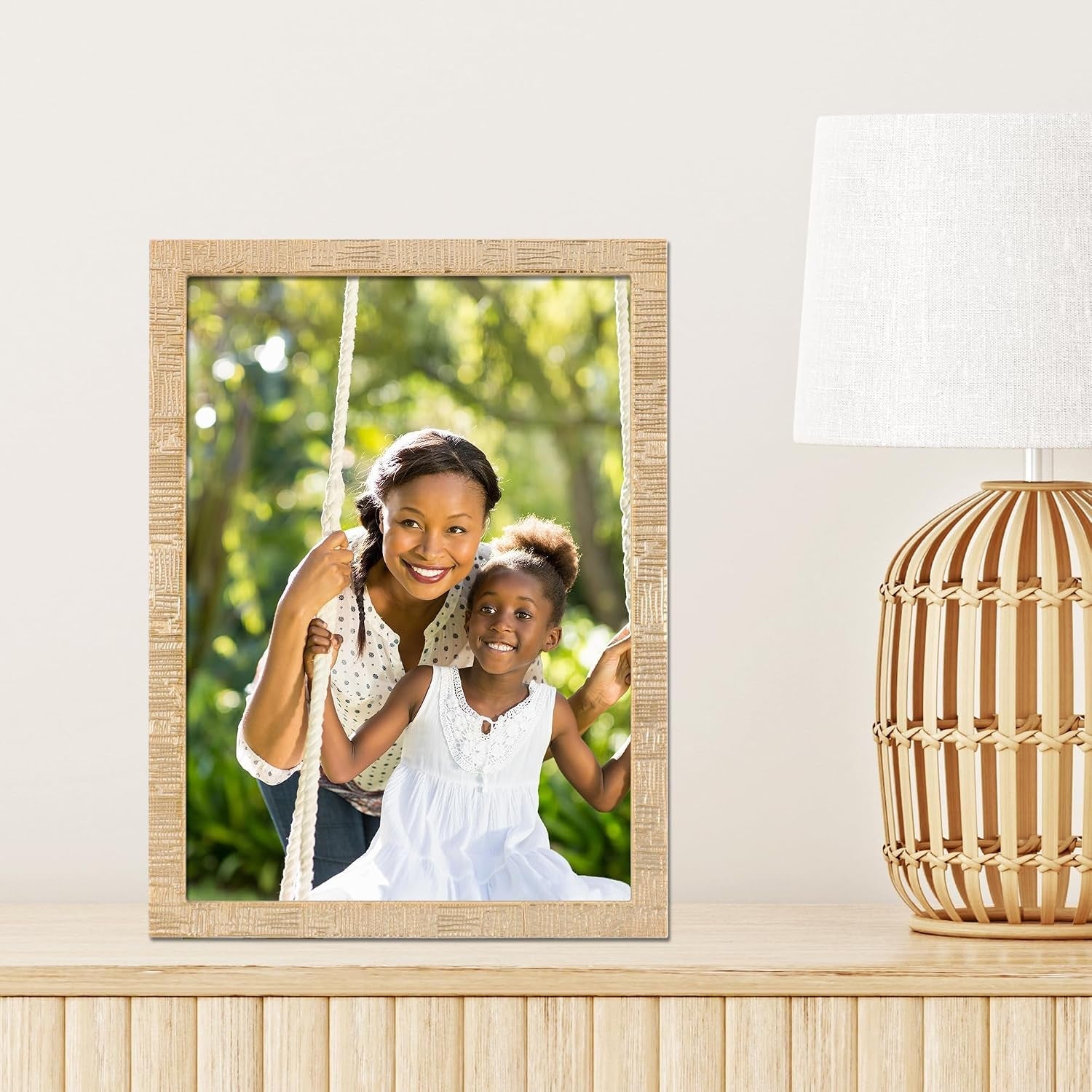 5x7-gold-metal-linen-pattern-picture-frame