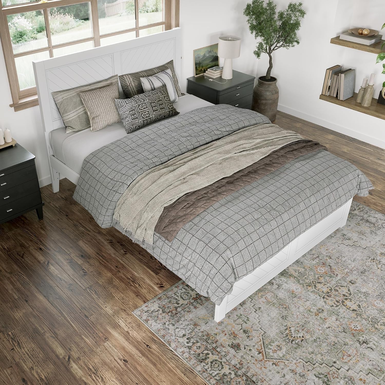 canyon-queen-platform-bed-with-matching-footboard-white