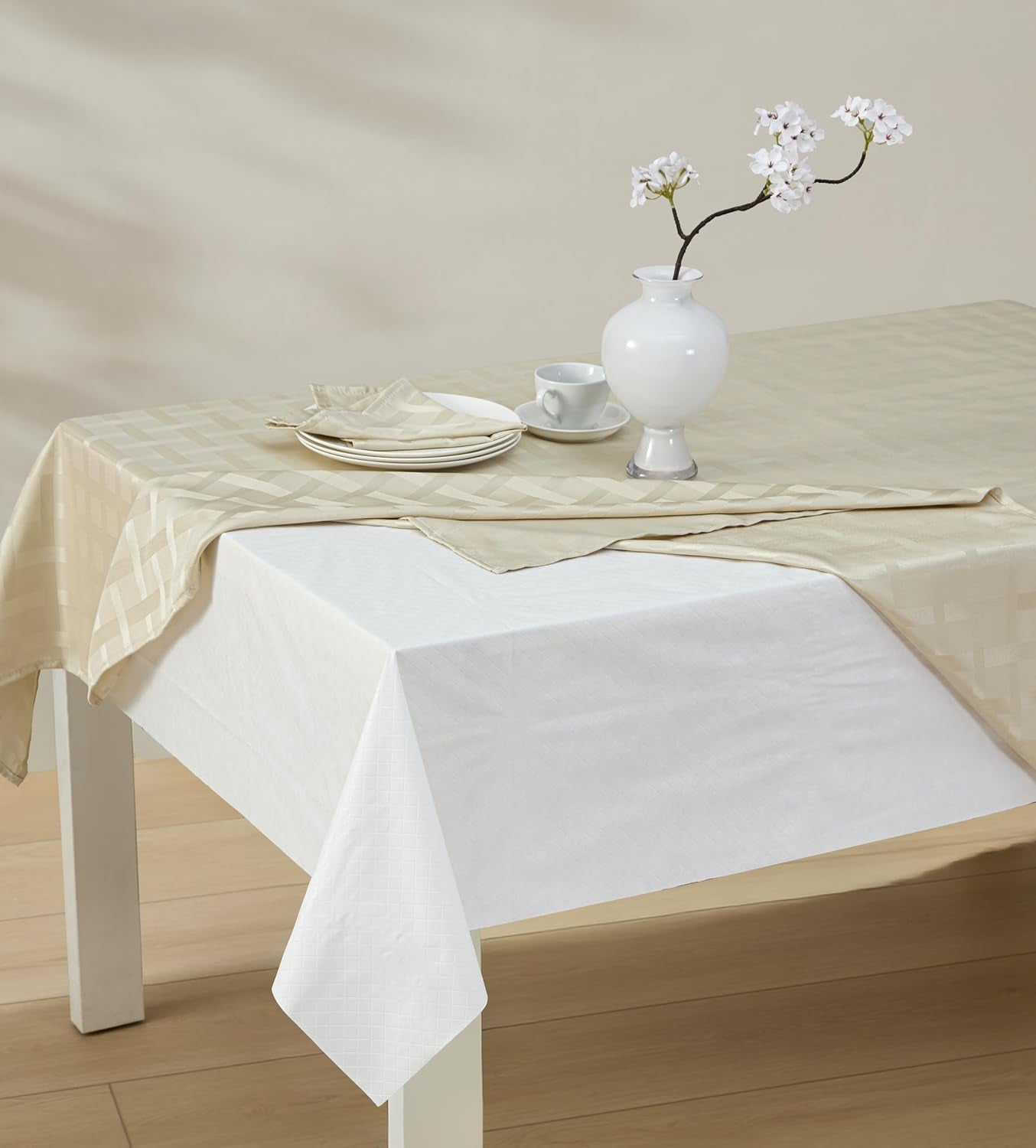 quilted-waterproof-cut-to-fit-table-pad-protector-with-flannel-backing-heat-resistant-wipe-clean-cushioned-pad-protects-table-from-spills-and-scratches-52-x-70