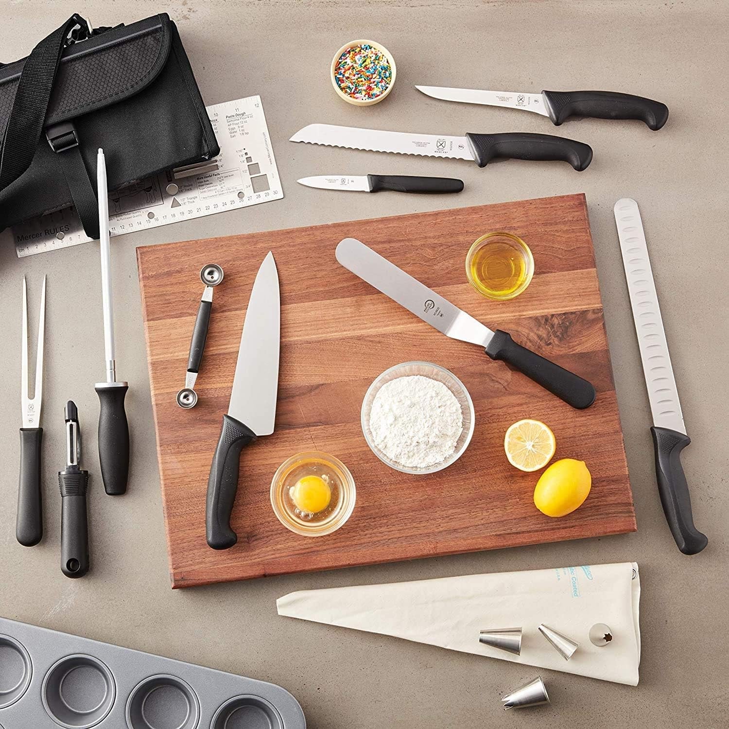 partners-in-education-23-piece-millennia-culinary-school-kit-black