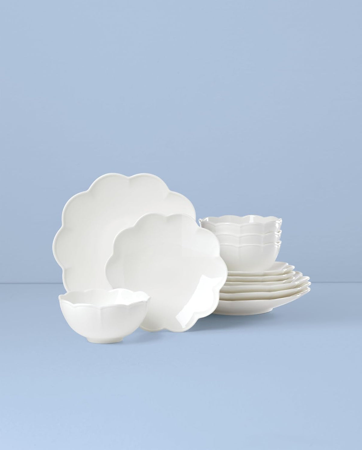studio-1414-scallop-bone-china-12-piece-dinnerware-set-for-4