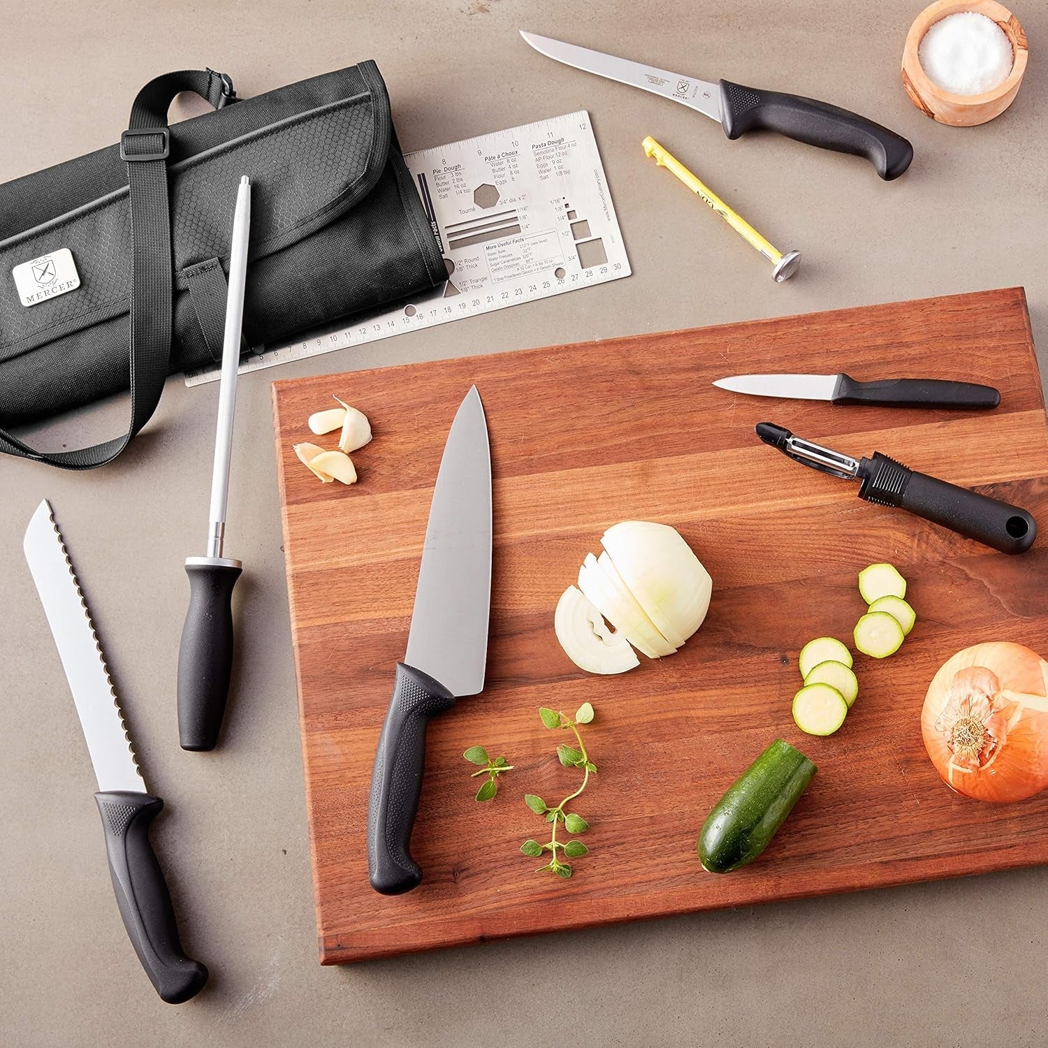 partners-in-education-13-piece-millennia-culinary-school-kit-black