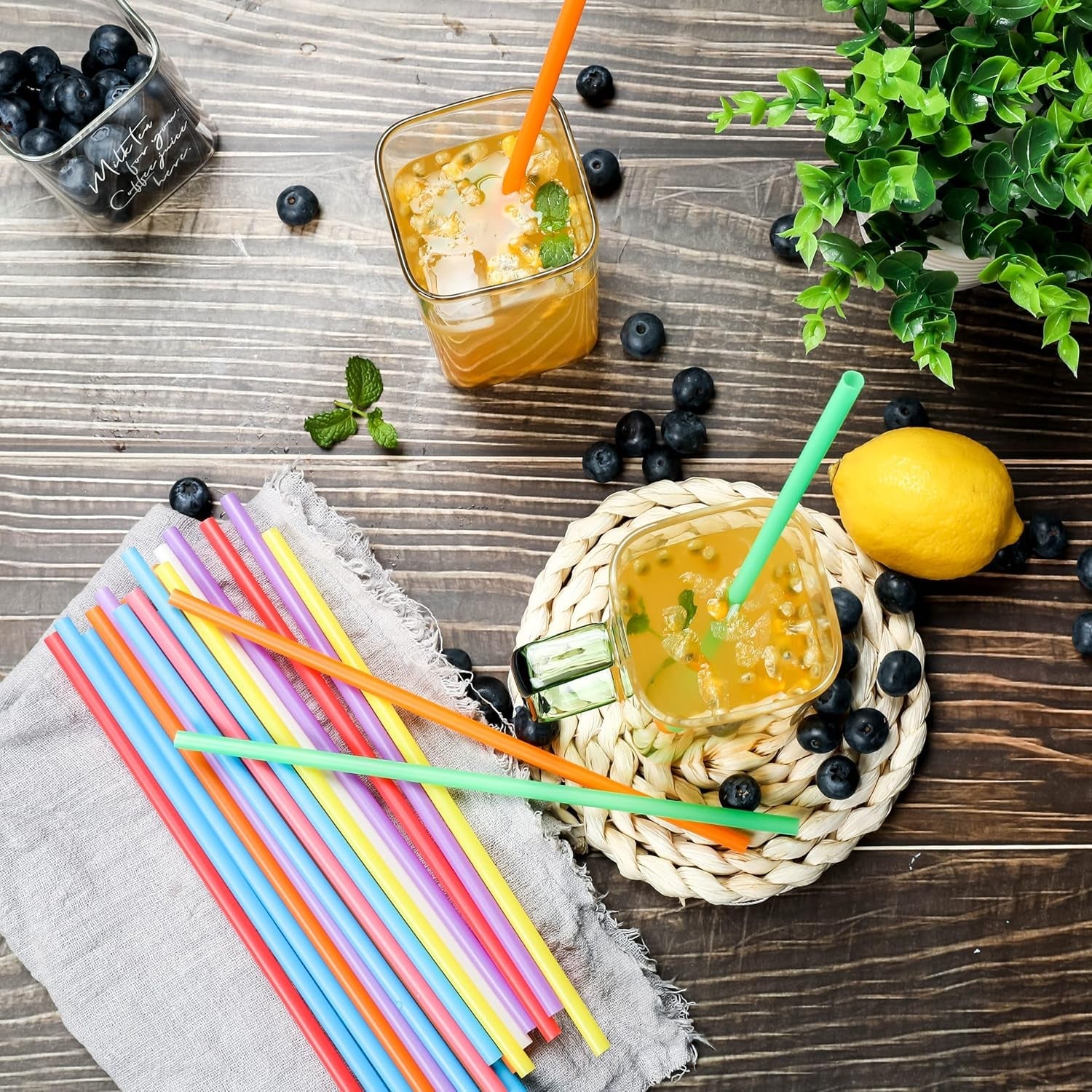 500-pcs-colorful-disposable-drinking-plastic-straws-0-23-diameter-and-8-26-long-8-colors-0-23-diameter-x-8-26-long-for-parties-events-daily-use