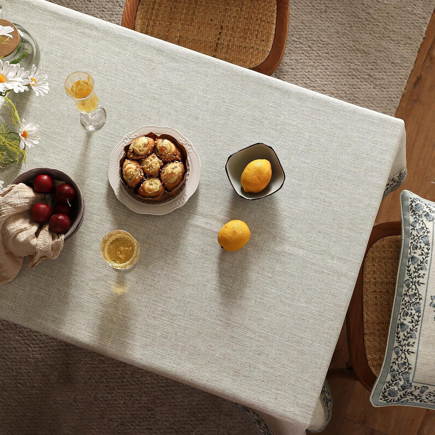 designer-linen-small-square-tablecloth-55x55-segerman-b