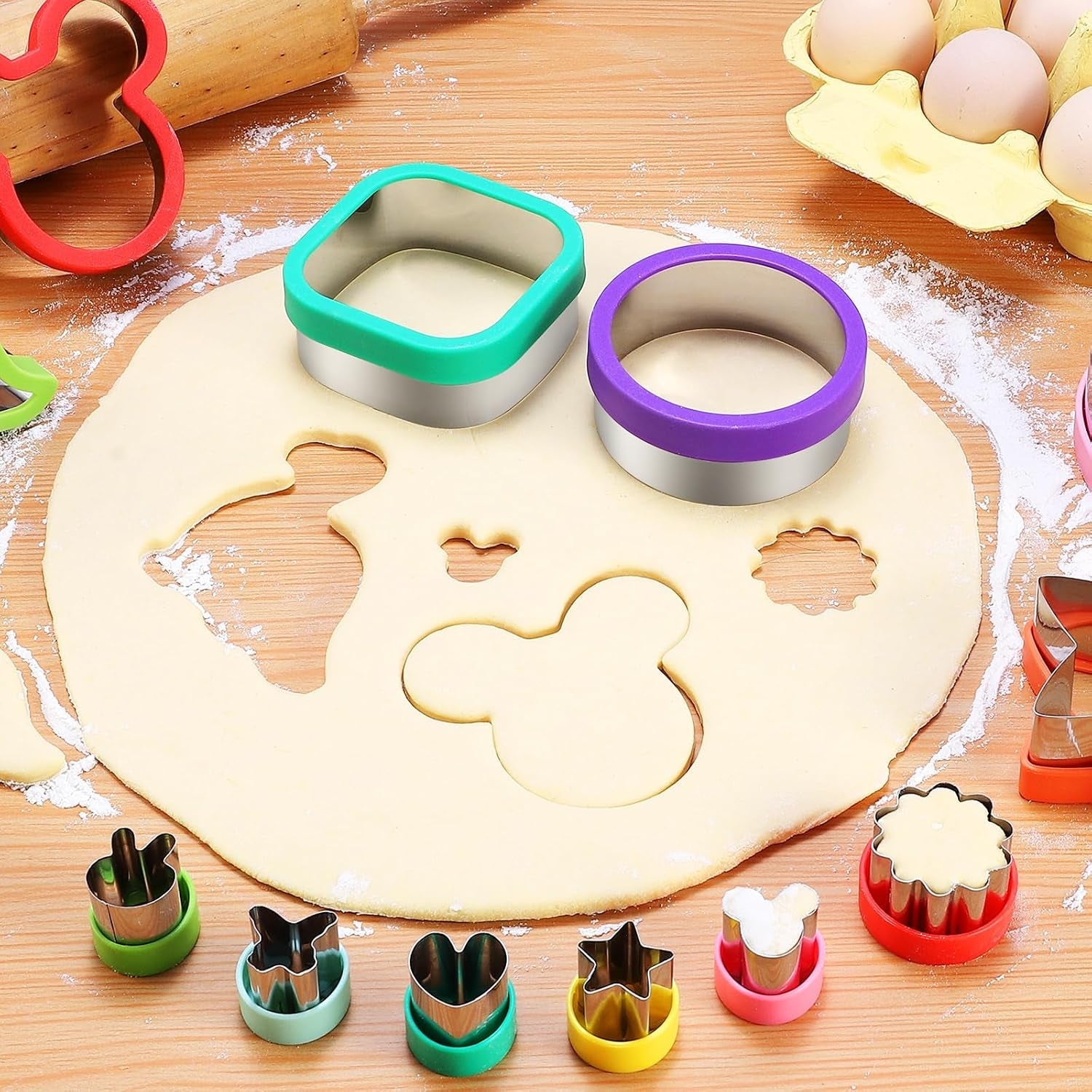 12-pcs-sandwich-cutter-and-sealer-set-bread-decruster-pancake-maker-diy-cookie-cutters-vegetable-cutter-shapes-for-kids-ideal-for-school-lunch-boxes-and-bento-boxes-boys-girls