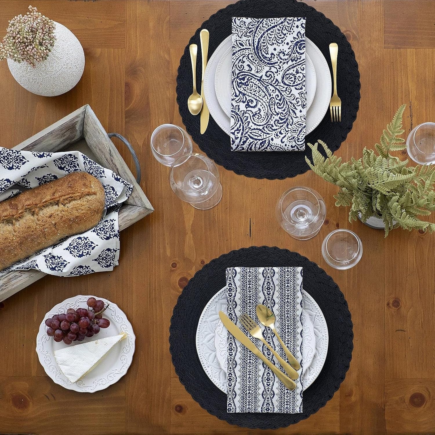 round-placemats-set-of-4-boho-braided-border-15-inch-circle-place-mats-washable-fabric-table-mats-for-kitchen-dining-table-black