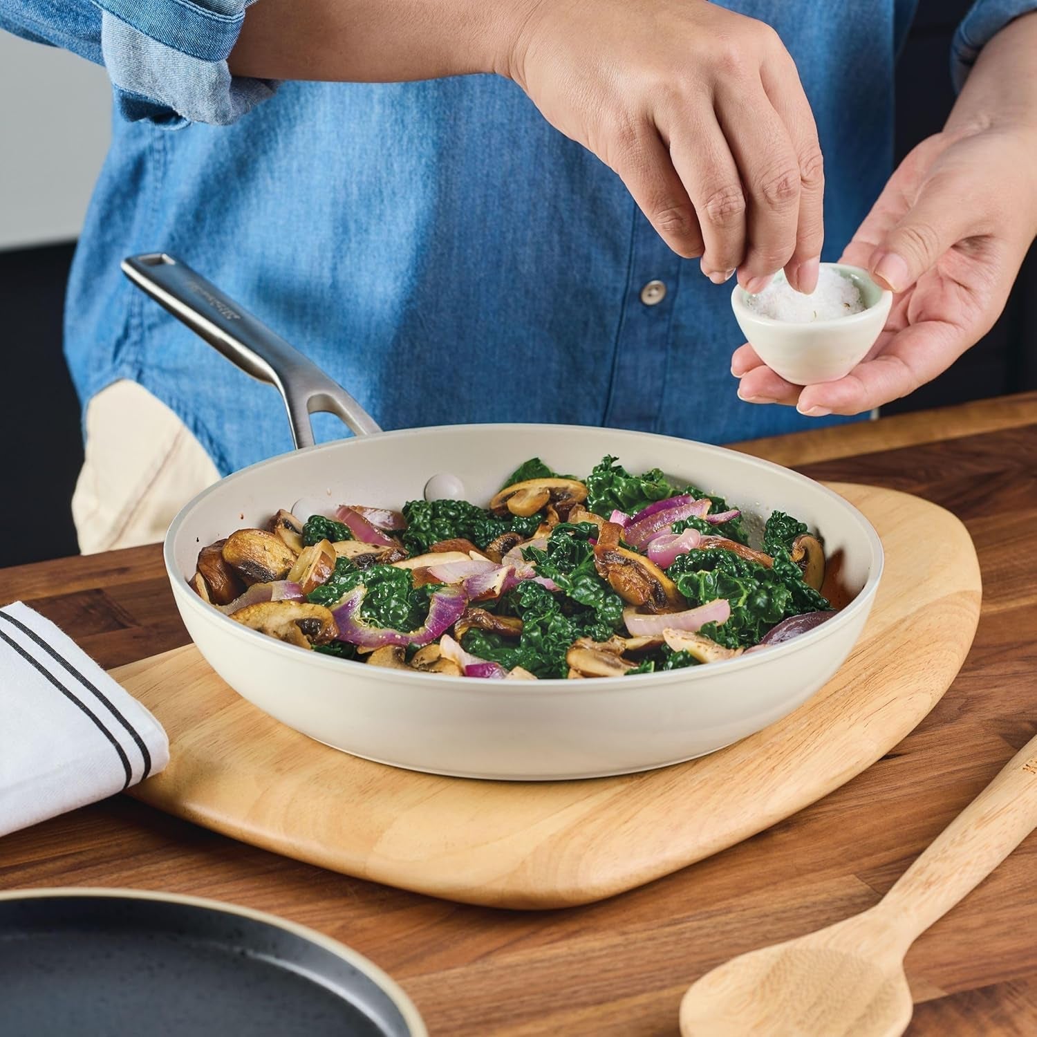 kitchenaid-hard-anodized-ceramic-nonstick-cookware-frying-pan-skillet-10-inch-non-stick-fry-pan-with-stainless-steel-handle-porcelain-white