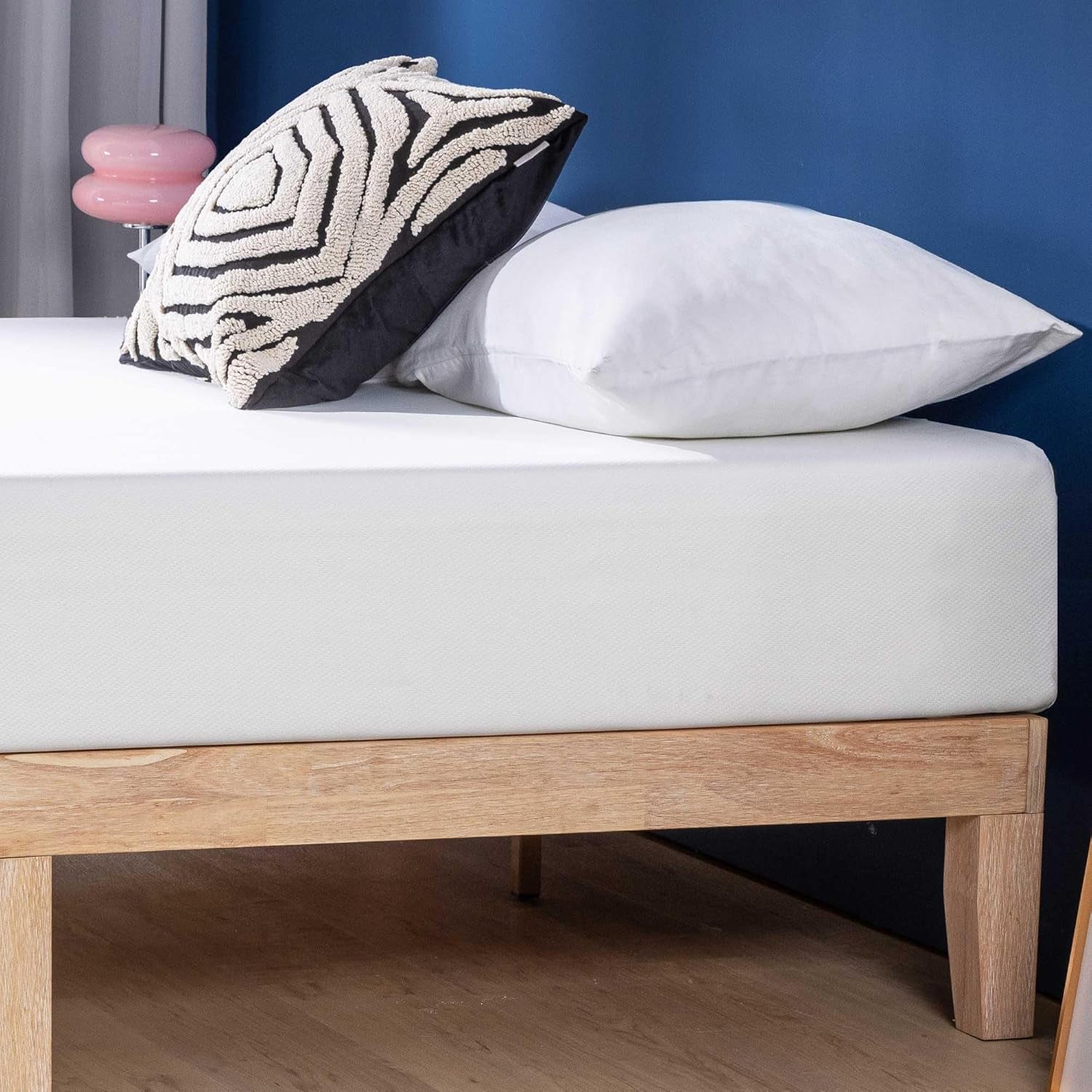 10-inch-memory-foam-mattress-medium-firm-cooling-gel-infused-certified-safe-foams-fabric-mattress-in-a-box-queen