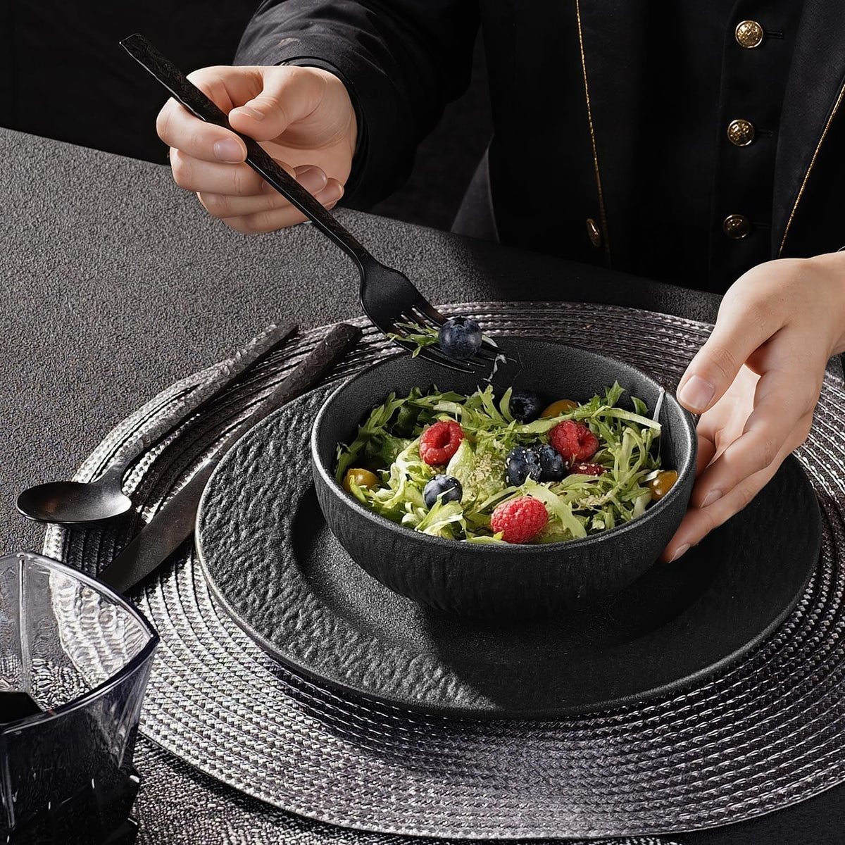 black-dinnerware-sets-24-piece-plates-and-bowls-sets-matte-marble