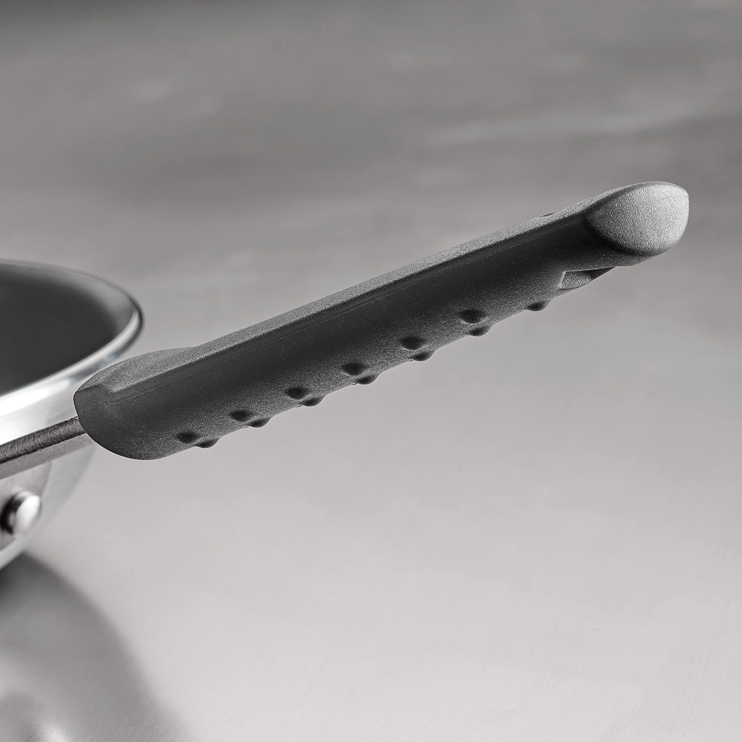 professional-fusion-10-inch-non-stick-frying-pan-heavy-gauge-aluminum-skillet-with-reinforced-nonstick-coating-dishwasher-and-oven-safe