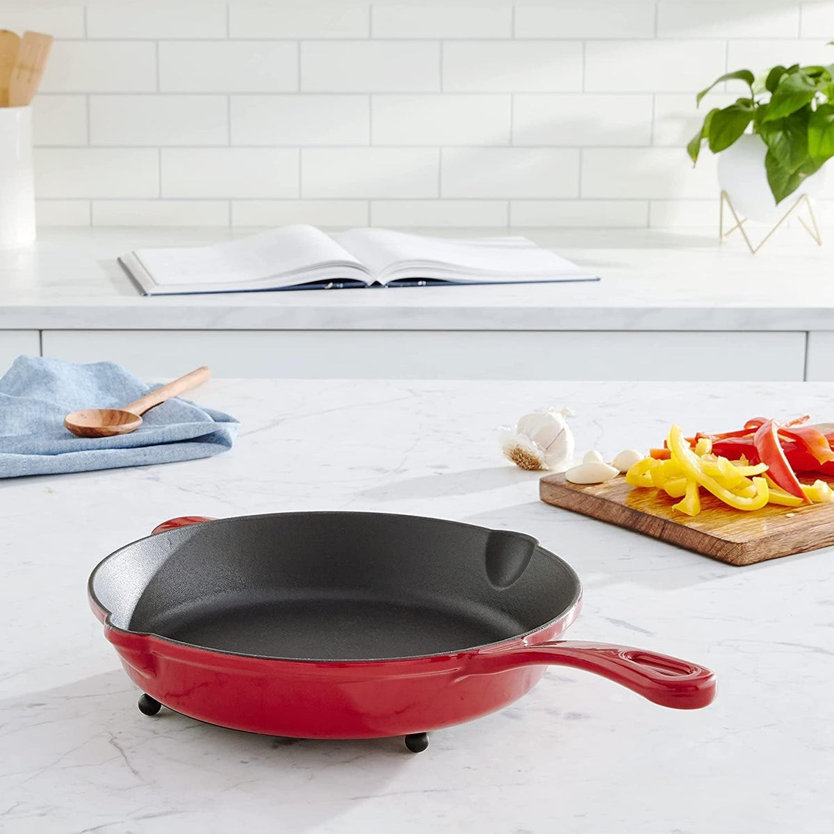 chefs-classic-enameled-cast-iron-10-inch-round-fry-pan-cardinal-red