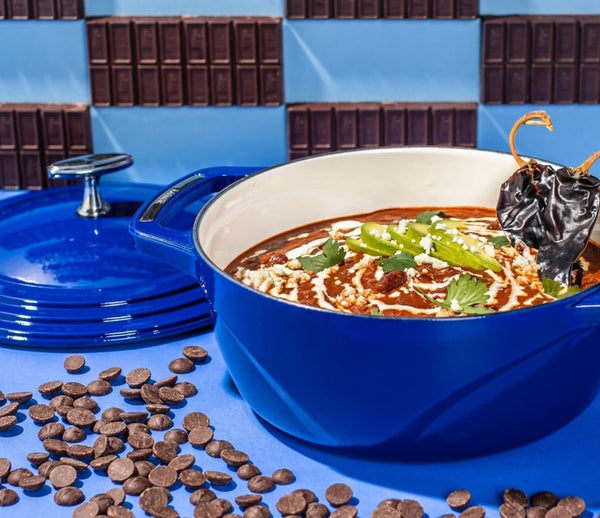 USA Enamel 4.5 Qt Enameled Cast Iron Dutch Oven - Cast Iron Cookware - Dutch Oven Pot with Lid - Smoothing Sailing Color - 4.5 Qt Capacity4