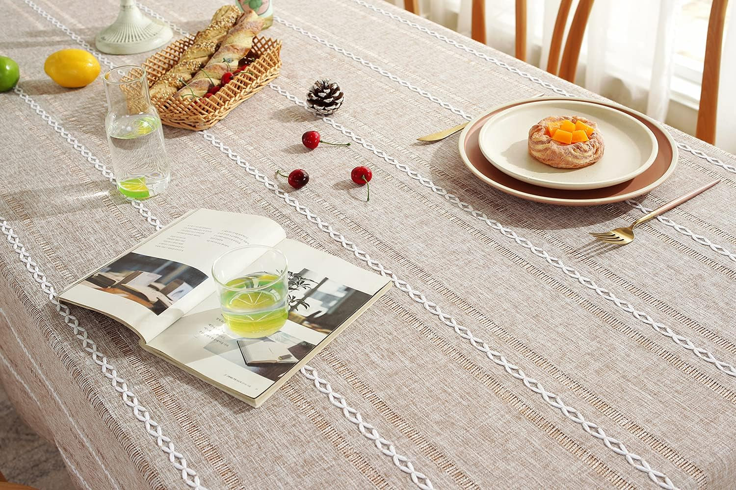 60-x-84-inches-farmhouse-style-linen-tablecloths-wrinkle-resistant-washable-dining-room-table-cloths-for-rectangle-tables-hemstitch-light-coffee