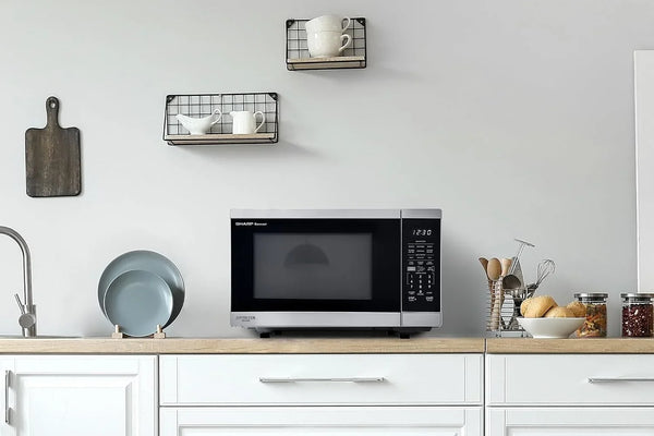 SMC1469KS 1.4 Cu. Ft. Stainless Steel Countertop Smart Microwave Oven9