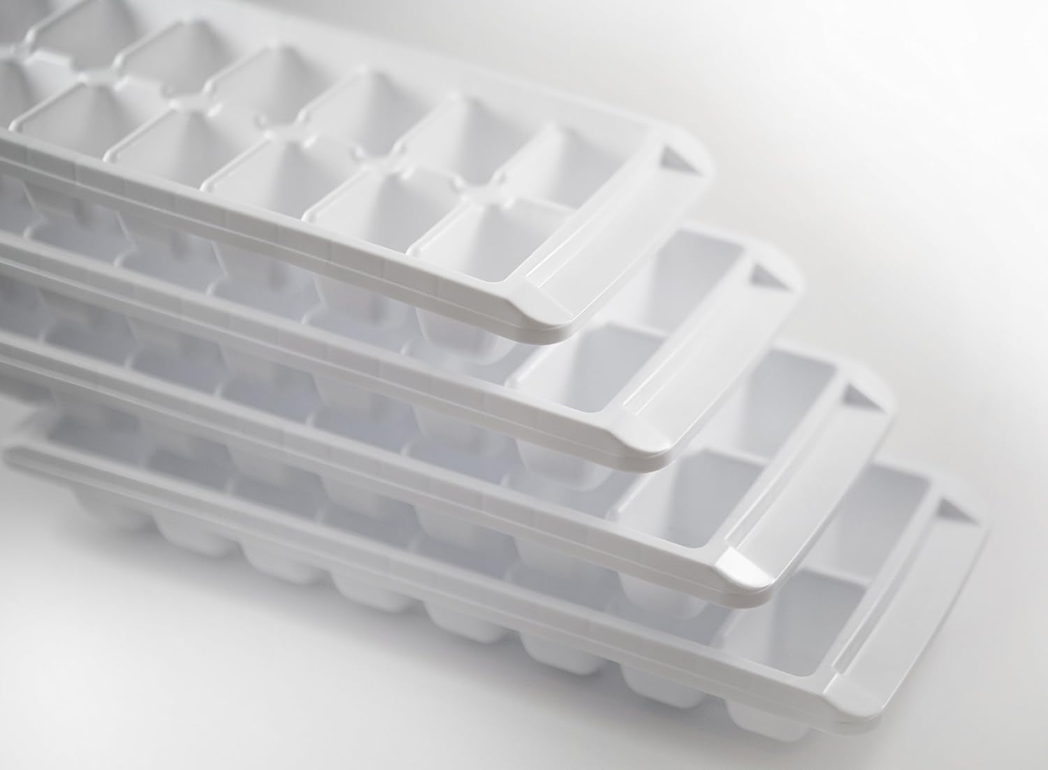 easy-release-white-ice-cube-tray-16-cube-trays-pack-of-4-4-pack-64-cubes