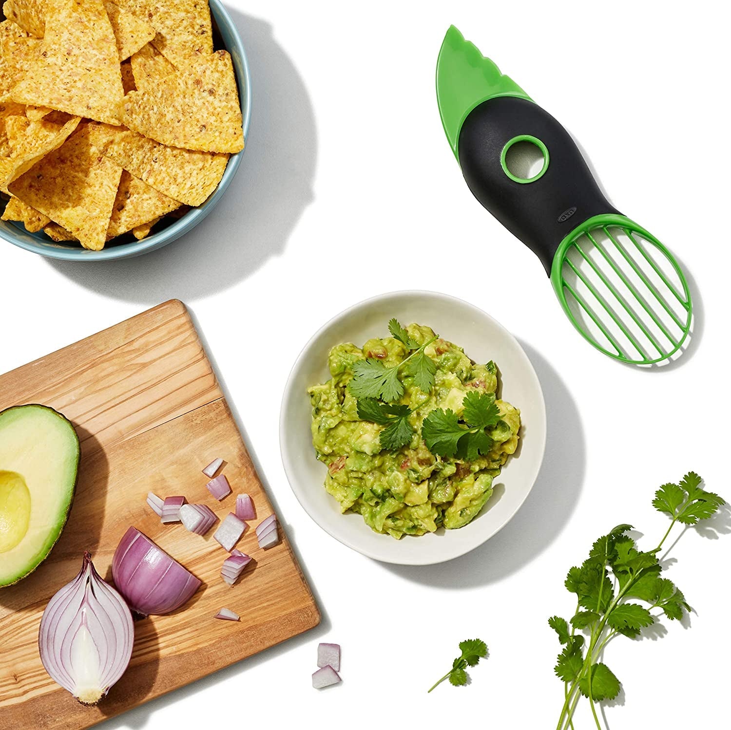 oxo-good-grips-3-in-1-avocado-slicer-green