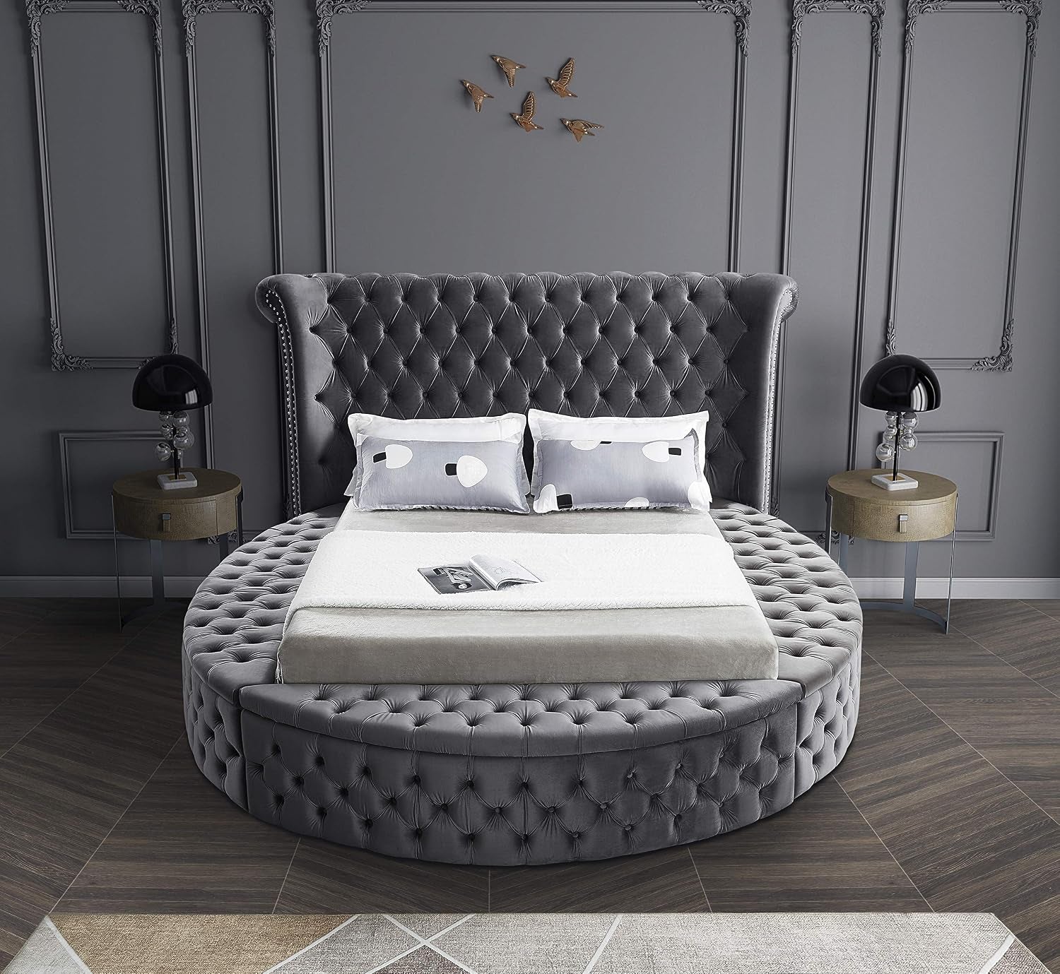 meridian-furniture-luxus-collection-modern-contemporary-round-shaped-velvet-upholstered-bed-with-deep-button-tufting-and-footboard-storage-king-grey