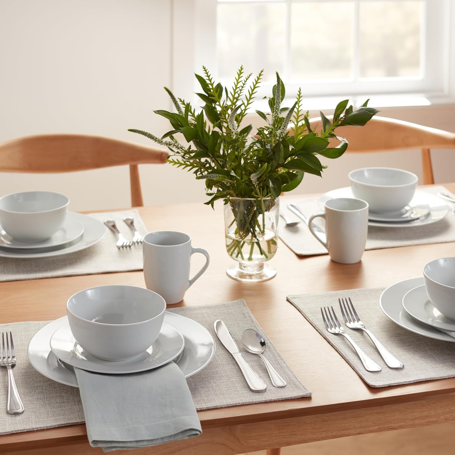 16-piece-porcelain-dinnerware-set-microwave-and-dishwasher-safe-service-for-4-plates-bowls-and-mugs-white