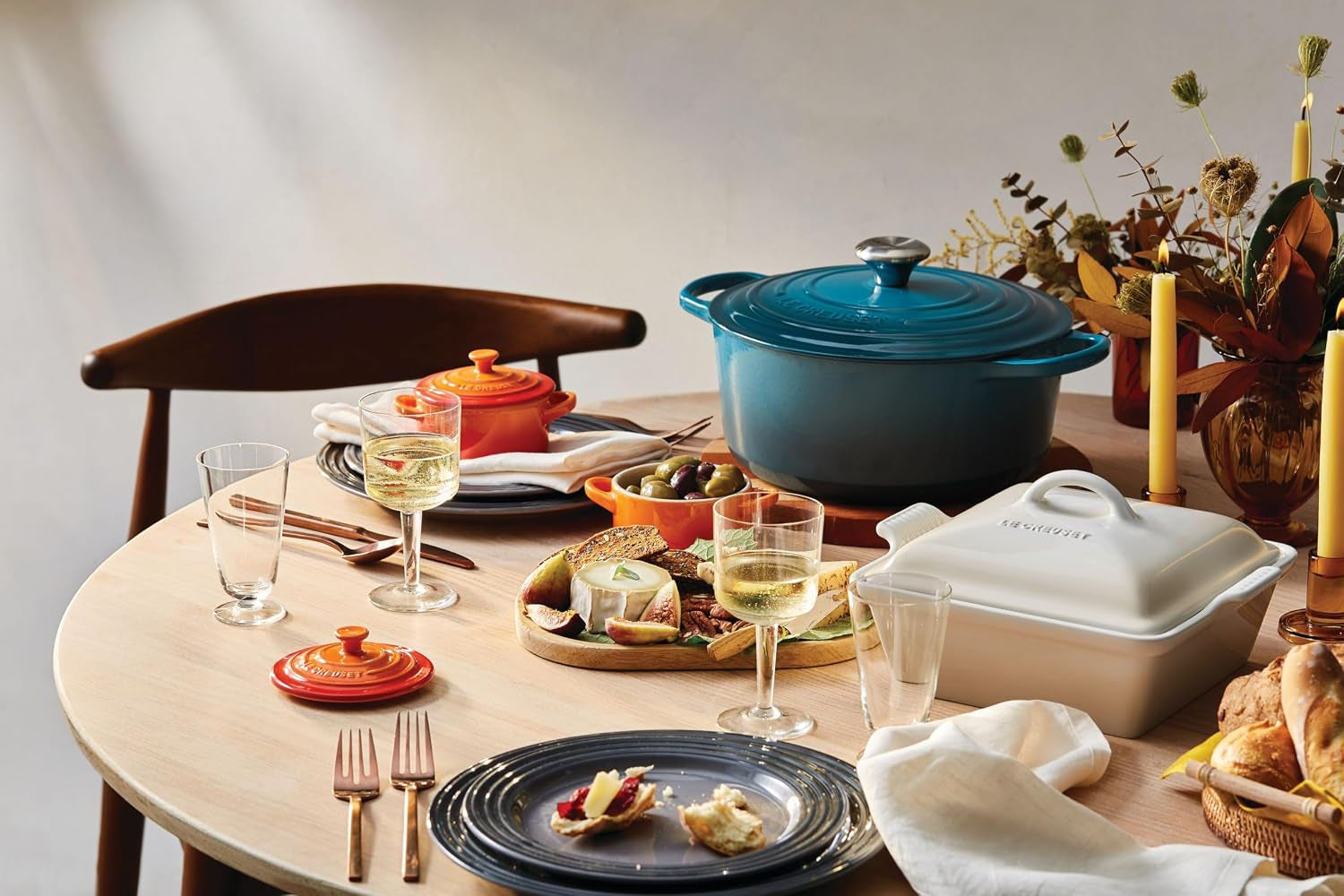le-creuset-stoneware-mini-round-cocotte-8-oz-flame
