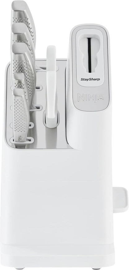 Ninja Staysharp 6-Piece Knife Set with Integrated Sharpener, Chef, Bread, Paring Knife and Kitchen Scissor, White, K62006EUWH10