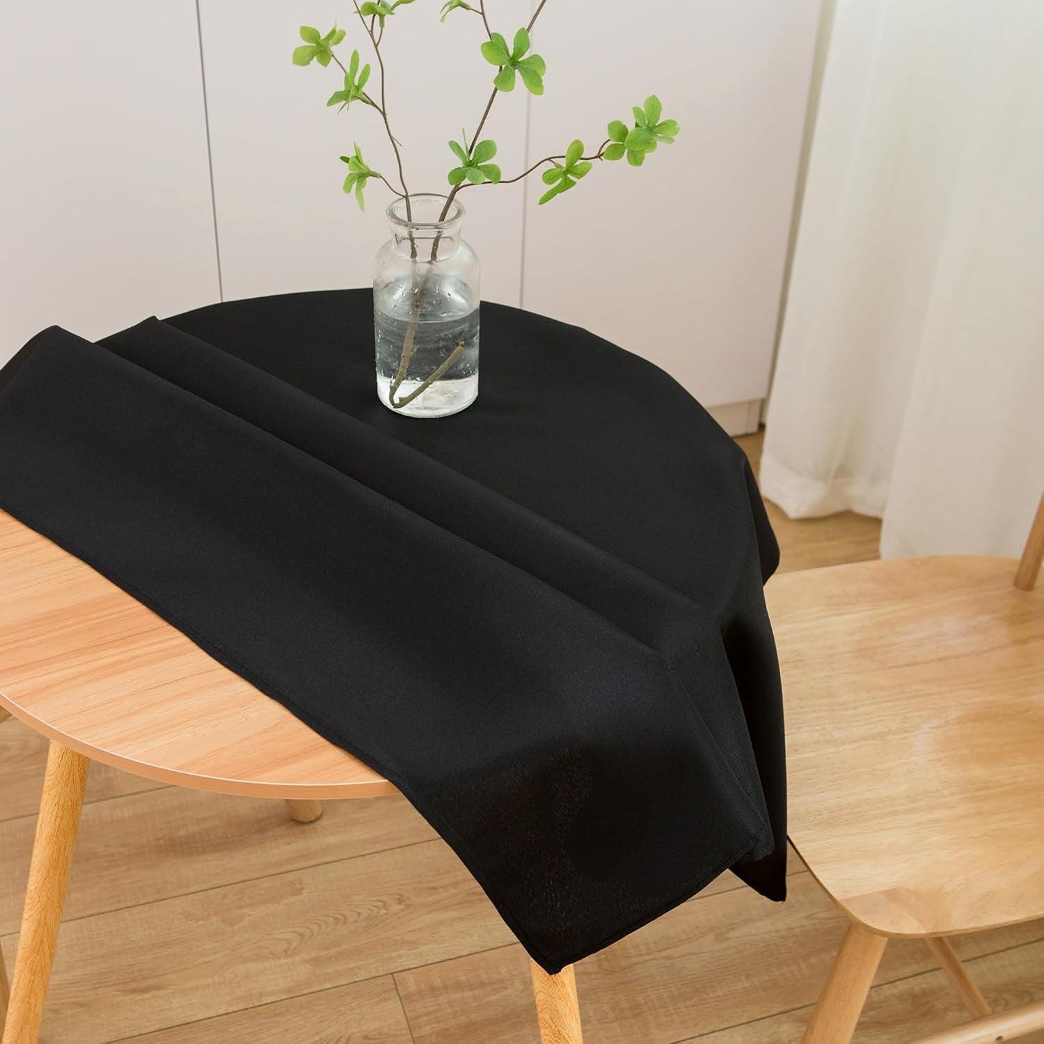 small-square-tablecloth-36-x-36-inch-black-fits-20-30-inch-tables