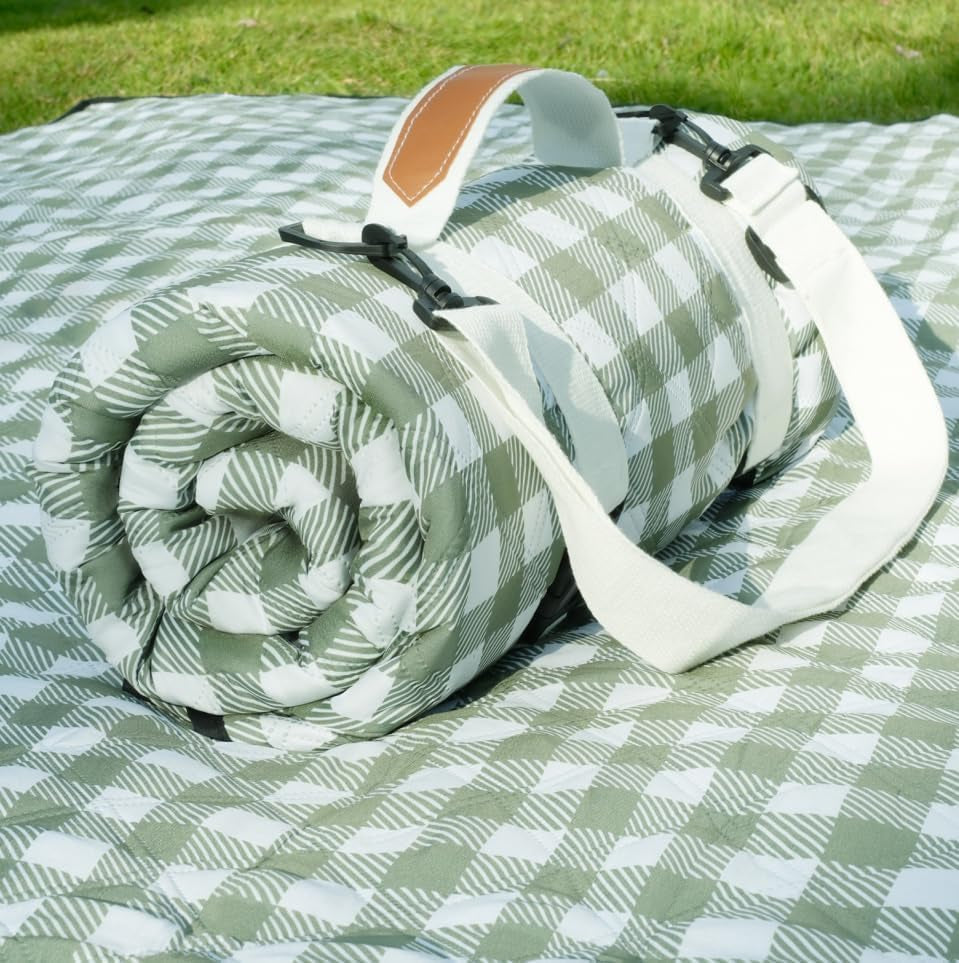 waterproof-picnic-blanket-beach-outdoor-camping-mat-rug-extra-large-foldable-cute-big-travel-essential-accessories-gift-park-patio-lawn-garden-grass-play-music-festival-concert-must-have
