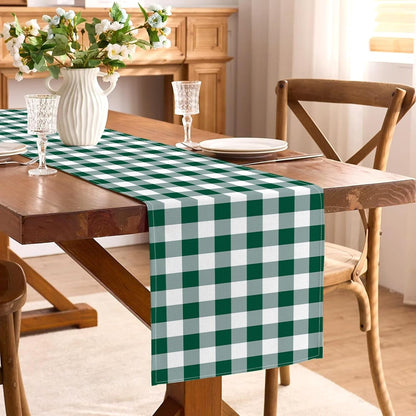Green Gingham Table Runner Camp Party Golf Let'S Partee Decorations Hunting Christmas St. Patrick'S Day BBQ Picnic Home Kitchen Table Decor2