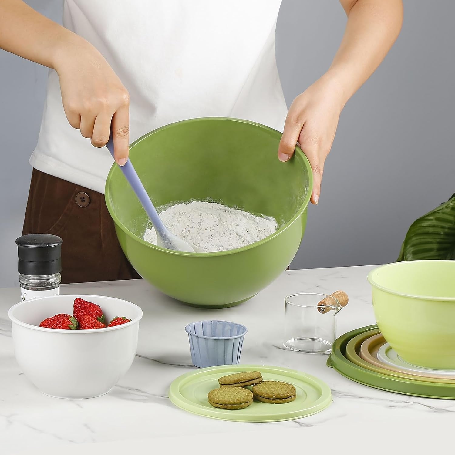 plastic-mixing-bowls-with-lids-set-for-kitchen-5-set-nesting-bowls-for-mixing-baking-prepping-cooking-and-serving-food-mixing-bowls-dishwasher-microwave-safe