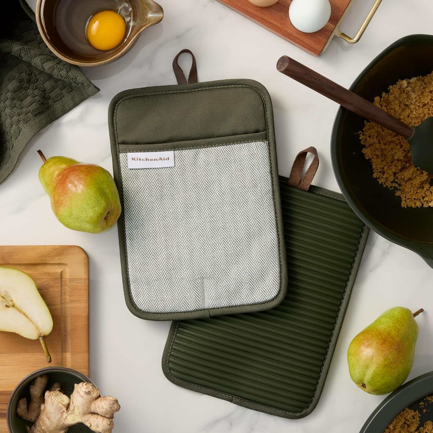 ®-evergreen-design-series-herringbone-ribbed-soft-silicone-pot-holders-2-pack-set-heat-resistant-up-to-500-f-flexible-waterproof-deep-forest-green-7x10