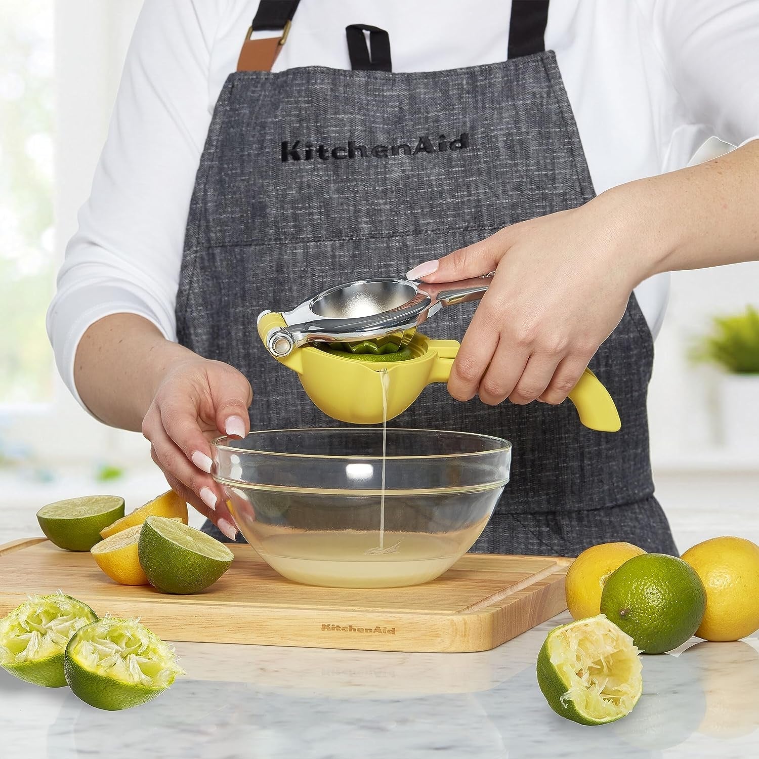 kitchenaid-citrus-juice-press-squeezer-for-lemons-and-limes-with-seed-catcher-and-pour-spout-lemon-8-inch