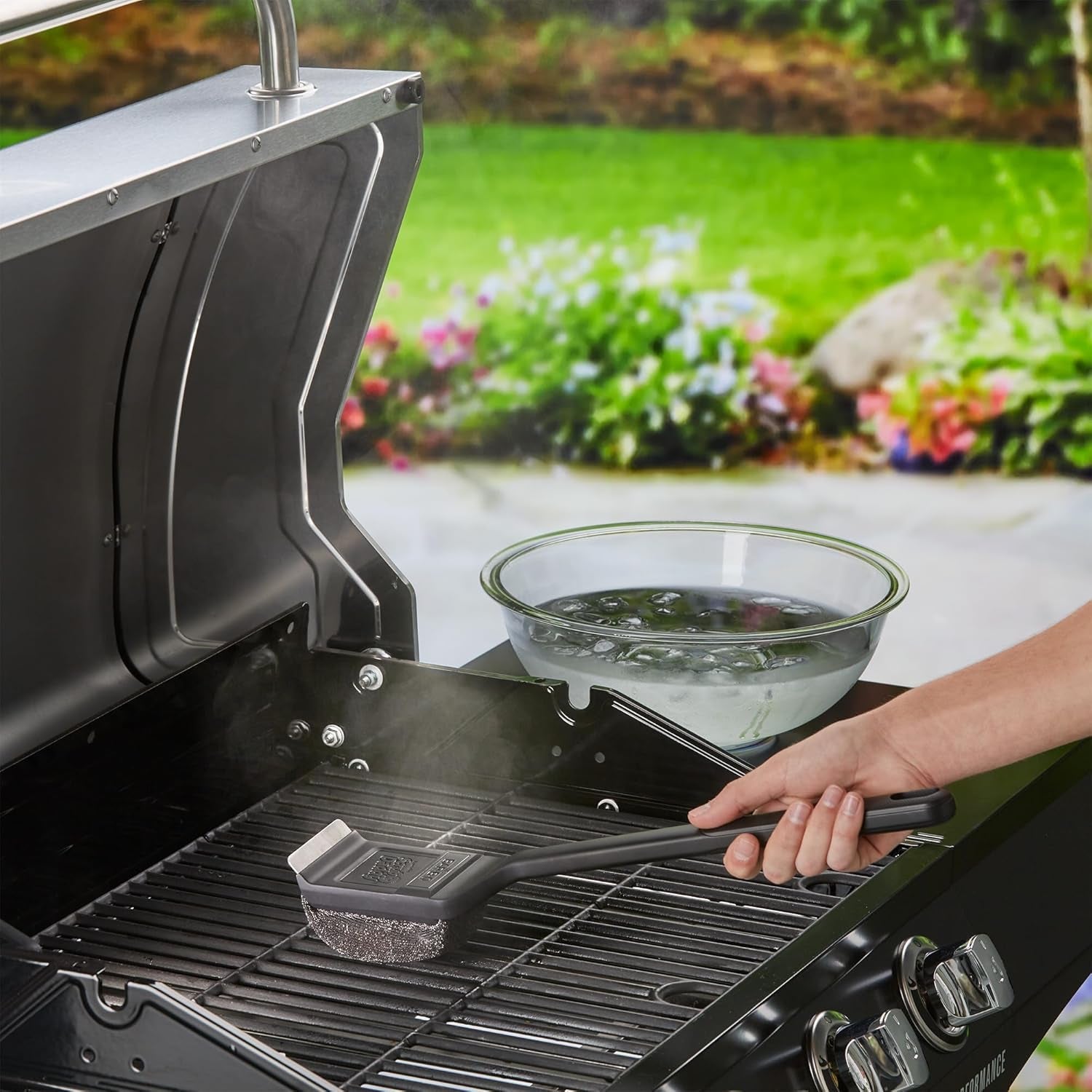 steam-clean-bristle-free-grill-brush-powered-by-scrub-daddy