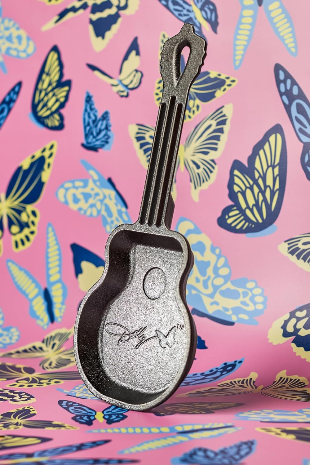 dolly-parton-mini-cast-iron-guitar-skillet-4-5-inches-collectors-mini-rockstar-cast-iron-guitar-skillet-by-dolly-parton-for-single-serve-or-decorative-display