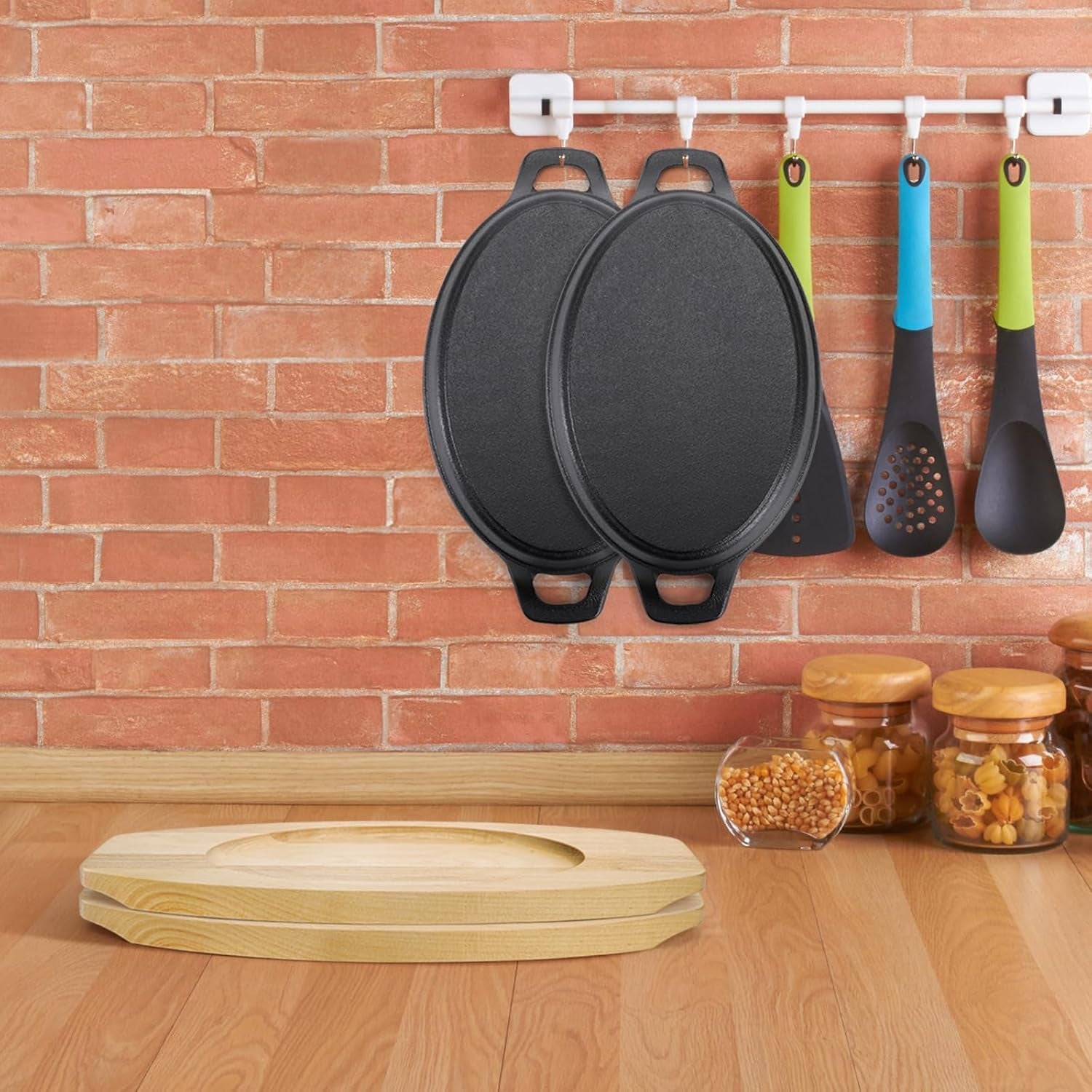 4-pack-mini-cast-iron-fajita-skillet-set-8-5-x-6-1-inch-sizzling-plate-with-wooden-base-small-oval-casserole-dishes-cast-iron-pizza-baking-steak-pan-for-stove-oven-grill
