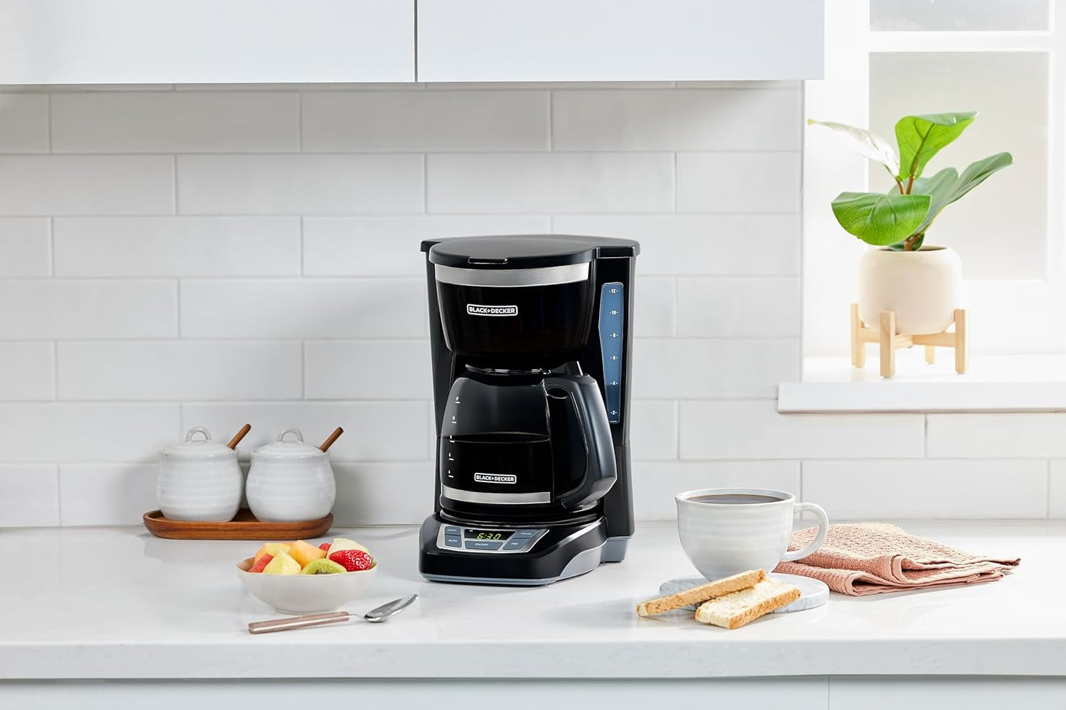 black-decker-12-cup-drip-coffee-maker-with-vortex-brewing