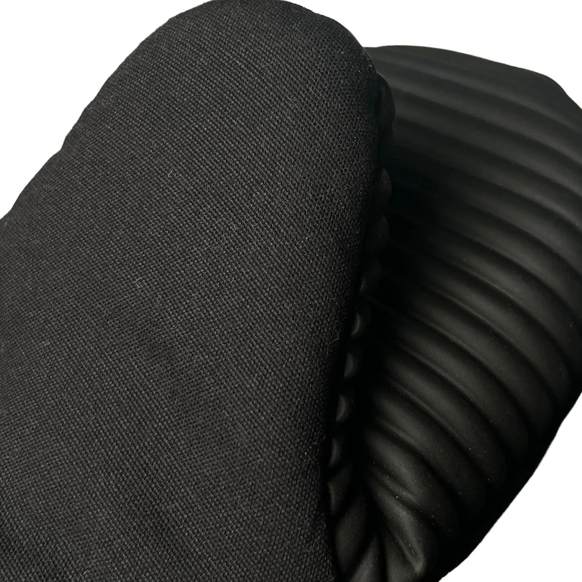 magnetic-oven-mitts-pot-holder-3-pc-set-high-heat-silicone-black-heat-resistant-to-500f-2-mini-mitts-1-hot-pad-magnetic-storage-non-slip-grip-100-machine-washable-premium-cotton