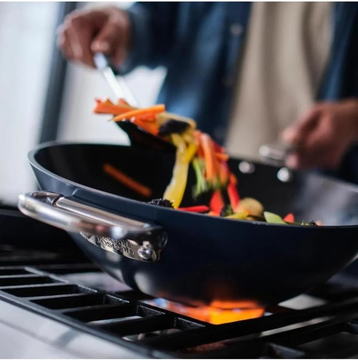 joseph-joseph-space-12-5-nonstick-wok-with-folding-handle-space-saving-stir-fry-pan-ceramic-coating-induction-oven-safe