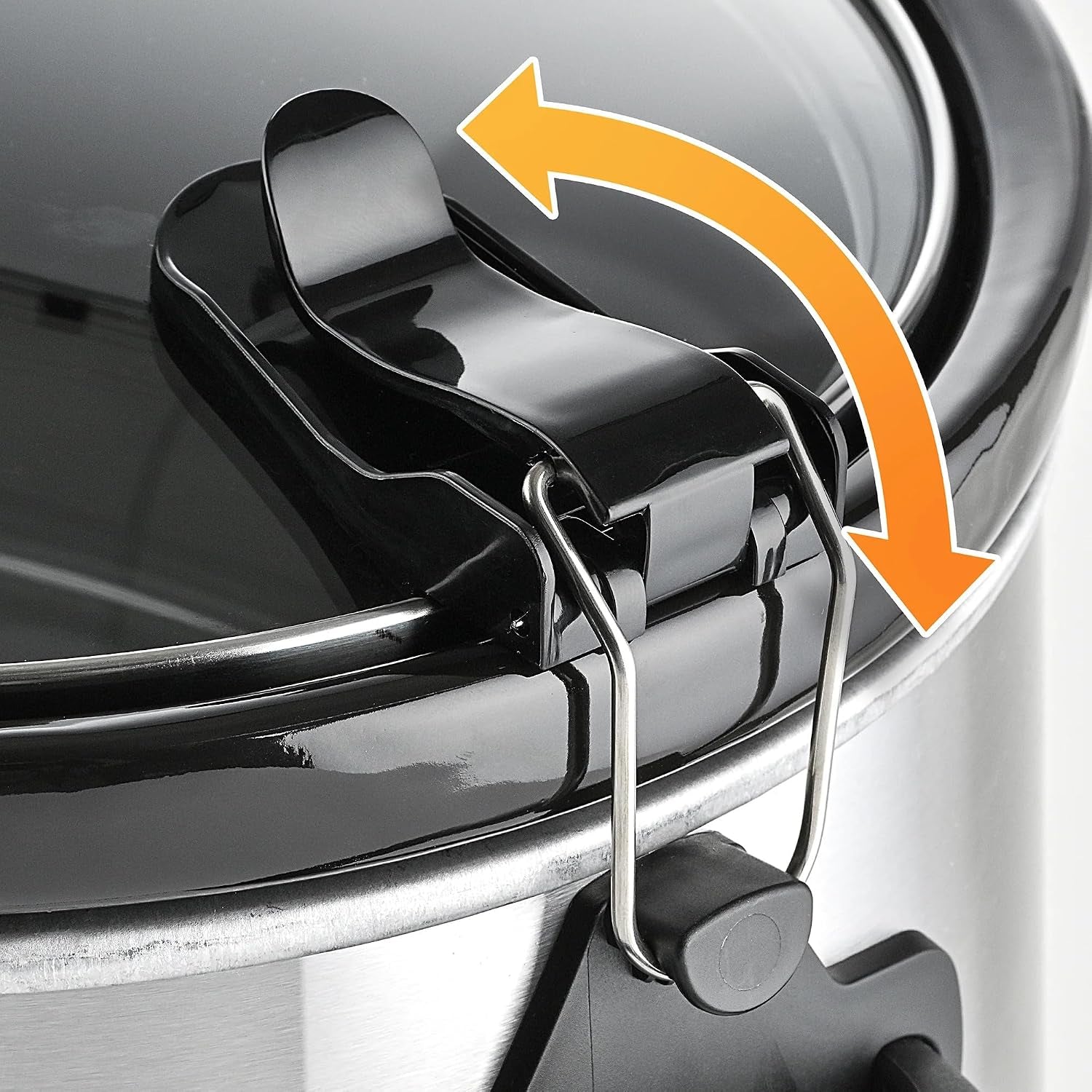 6-quart-digital-slow-cooker-with-locking-lid