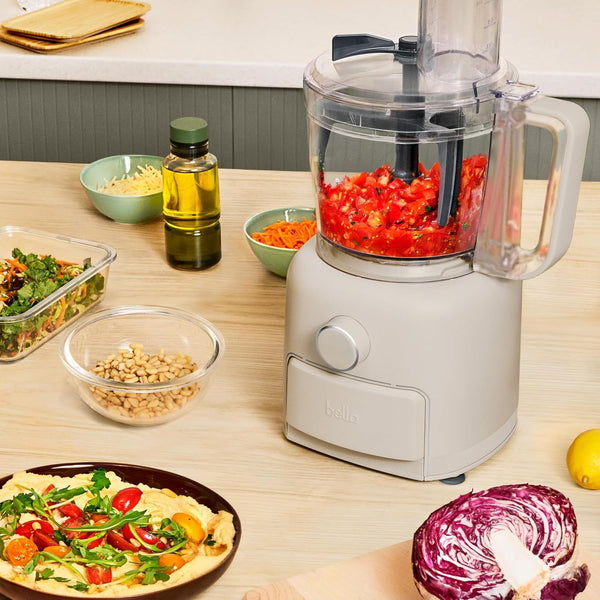 CHOP Deluxe 10-Cup Food Processor with Built-In Storage, Oatmilk2
