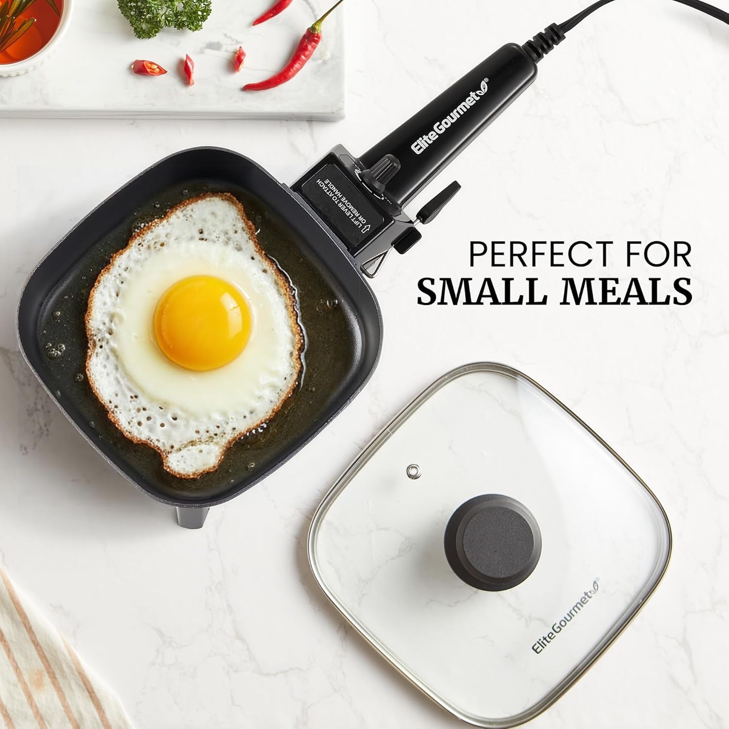 efs059-personal-compact-electric-skillet-7-600w-black-portable-cooker-with-removable-handle-nonstick-surface-tempered-glass-lid-adjustable-temperature-rapid-heating
