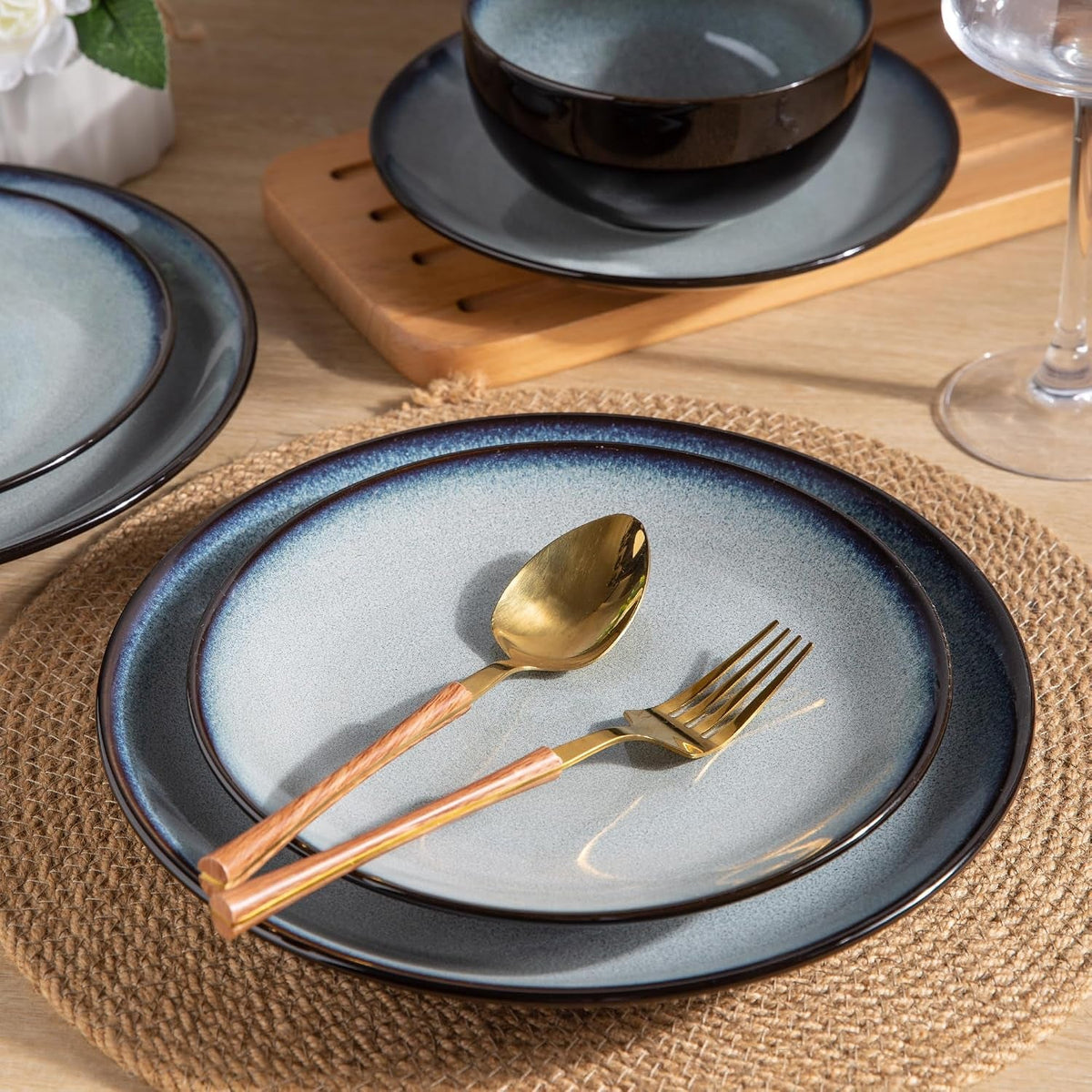 ceramic-dinnerware-sets-for-8-24pcs-porcelain-plates-and-bowls-set