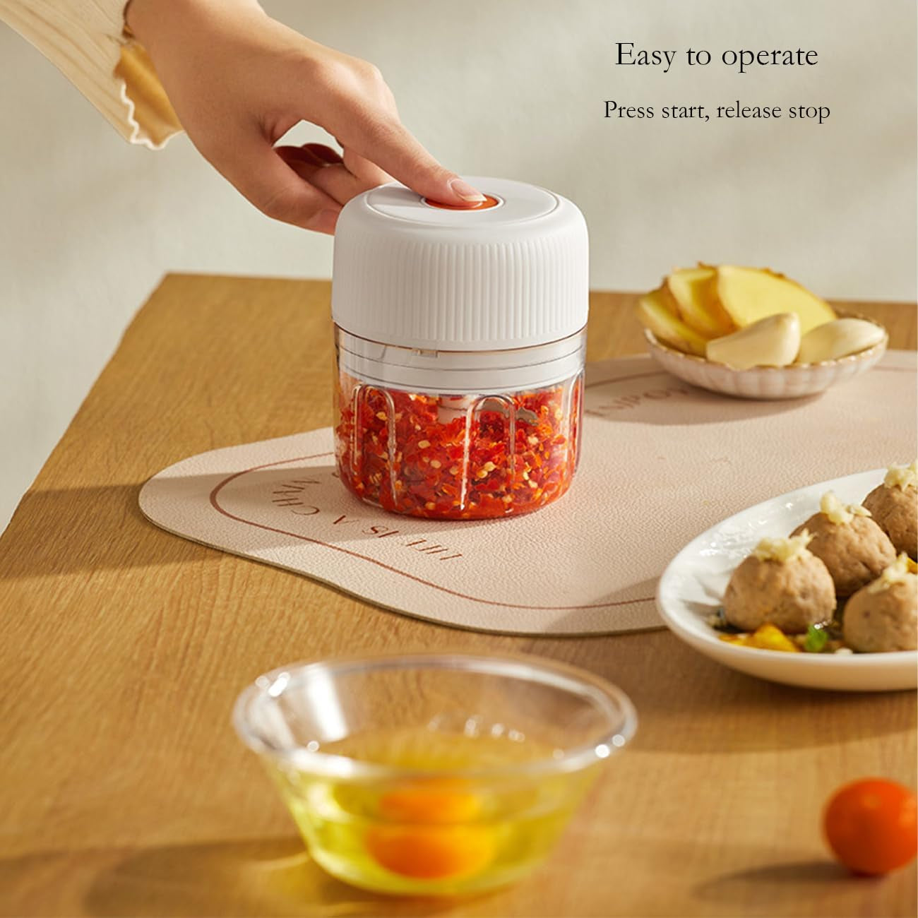 electric-garlic-chopper-250ml-usb-mini-vegetable-onion-chopper-white-col