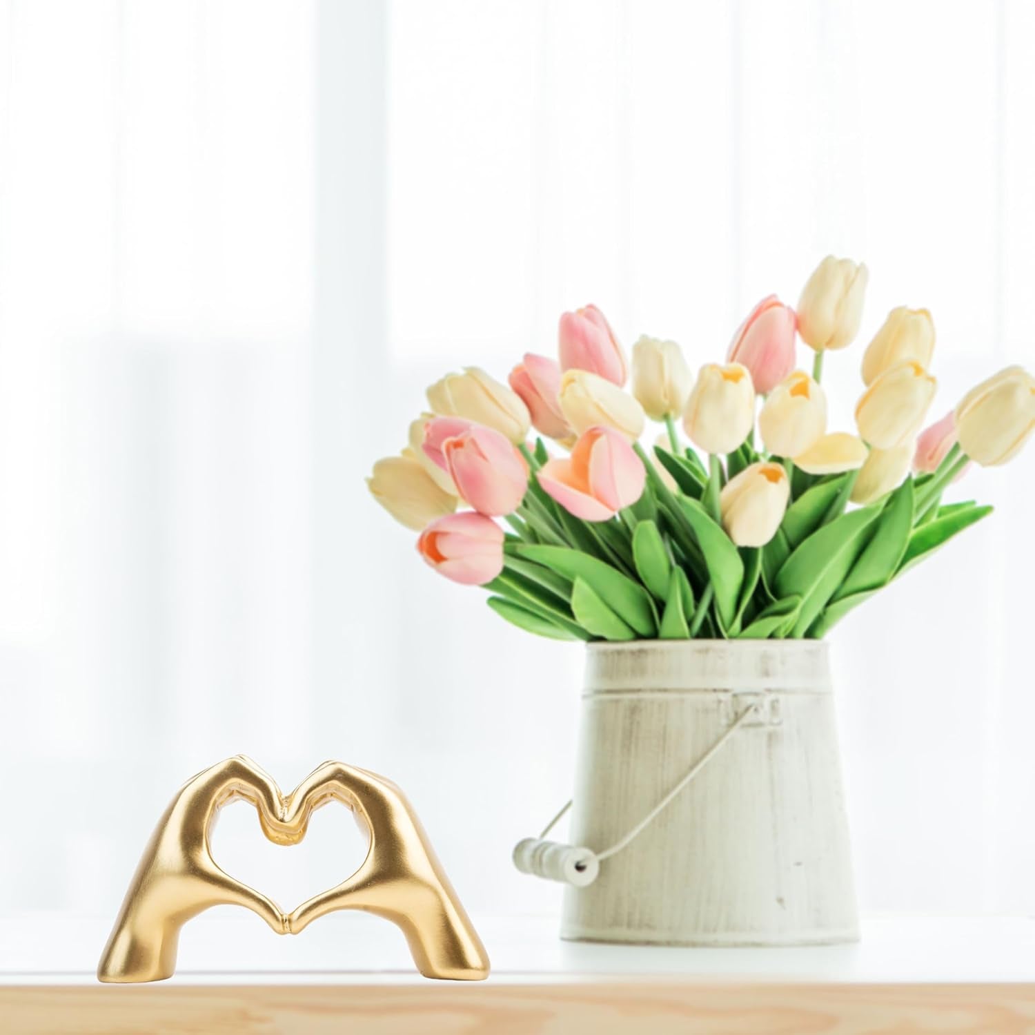 small-heart-hands-sculpture-decor-for-living-room-bedroom-bookshelf-coffe-table-and-office-display-love-finger-statue-modern-aesthetic-home-decor-unique-gift-for-wedding-christmas-birthday-gold