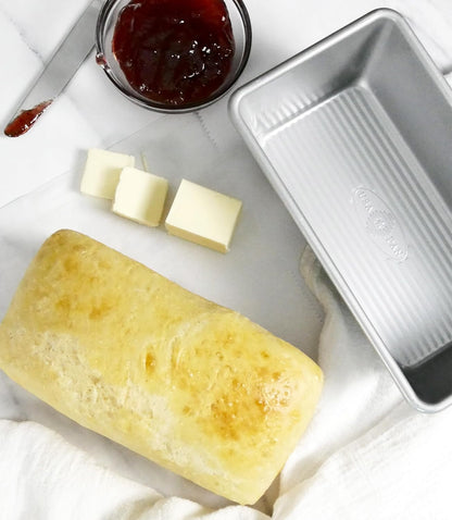 Bakeware Seamless Nonstick Standard Bread Loaf Pan, 8 X 4.5 X 2.753