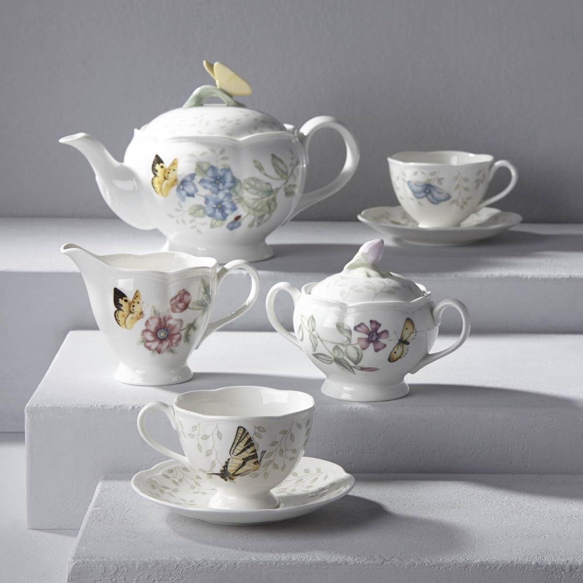 butterfly-meadow-porcelain-teapot-and-tea-cup-set-9-piece-48oz